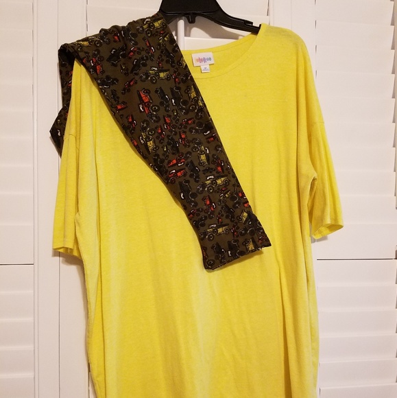 LuLaRoe Tops - Lularoe Medium Irma and TC leggings